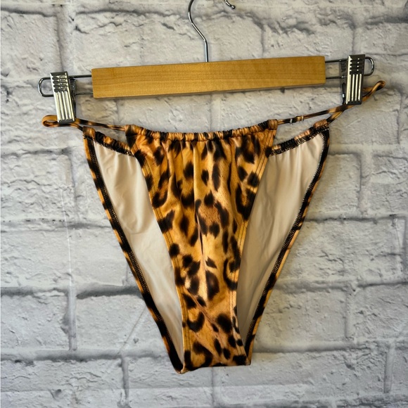 We Are HAH Never Worn Animal Print High Raise Ultra Cheeky Bikini Bottom Large - Picture 3 of 8